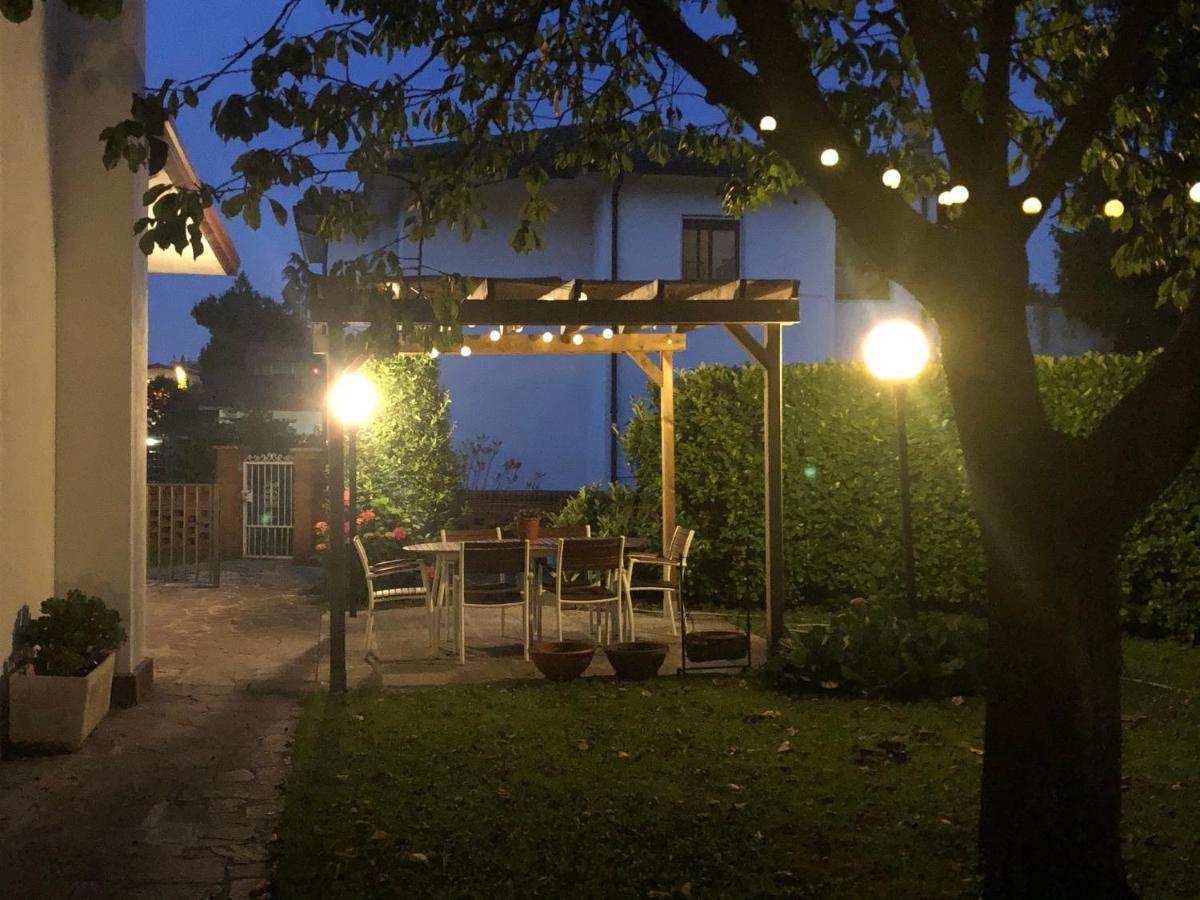In Giardino B&B Cassina de' Pecchi Exterior photo